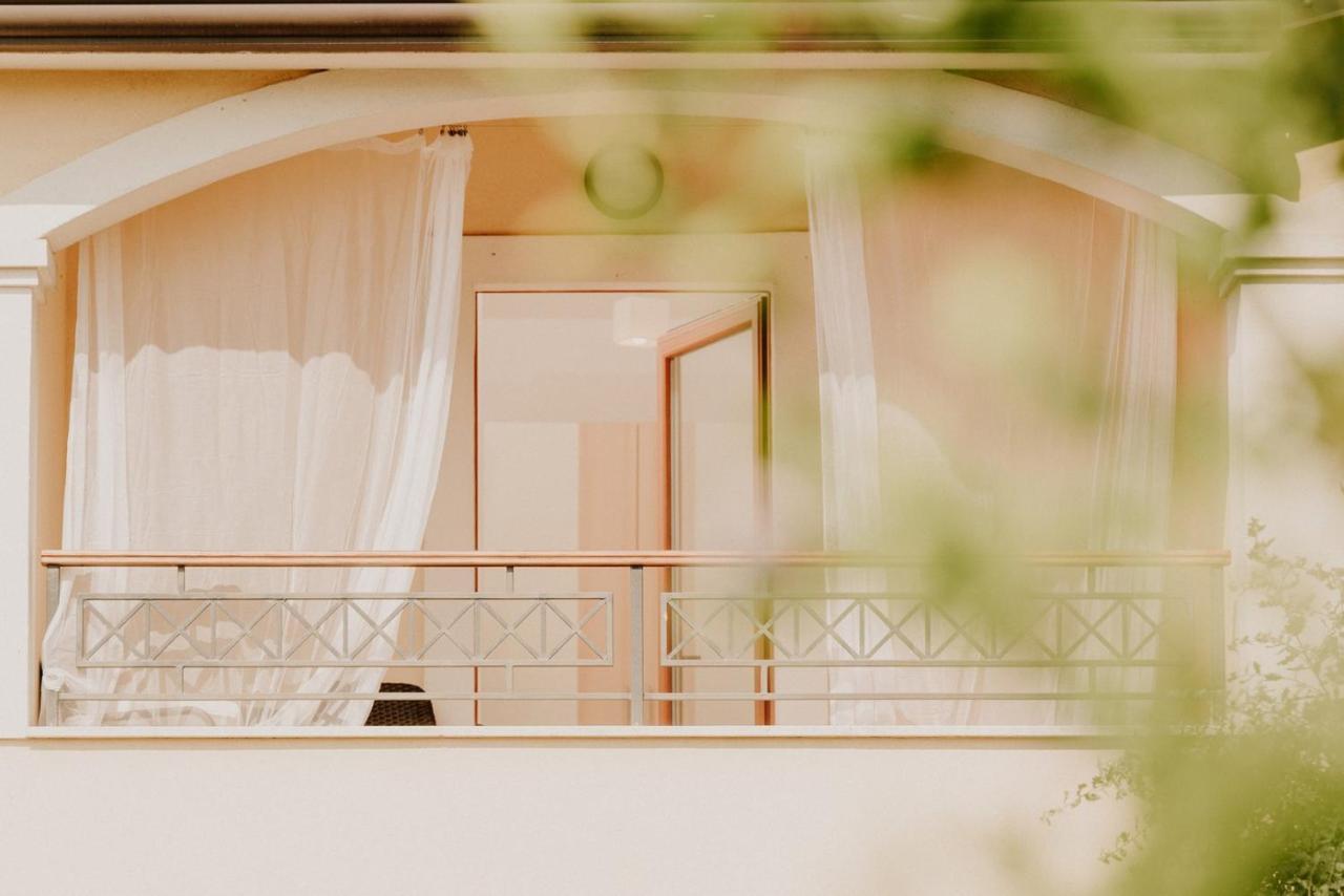 Bed And Breakfast Kolo Adults Only Bužinija Esterno foto
