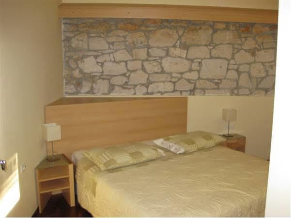 Bed And Breakfast Kolo Adults Only Bužinija Esterno foto
